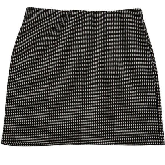 Black and White Forever 21 Mini Skirt Size Small - Picture 1 of 9